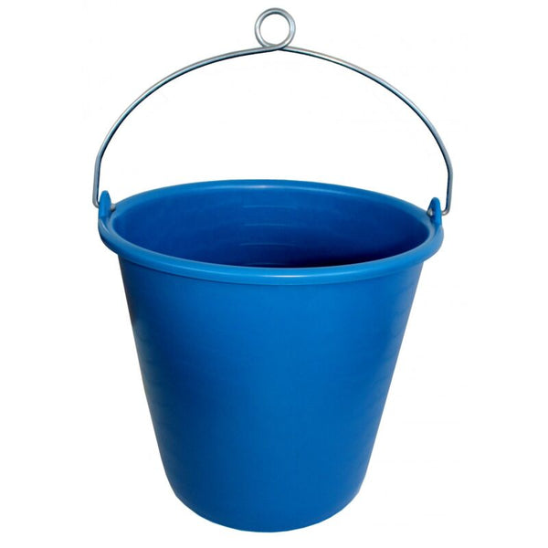 Plastic bucket with rope